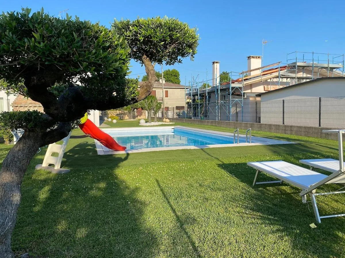House With Pool And Park - Convenient For Venice And The Sea! Camponogara 0*,  イタリア